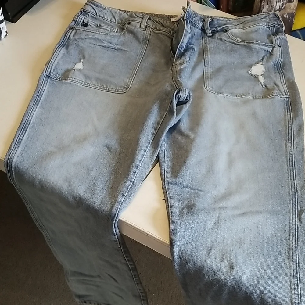 Distressed Blue Jeans - Picture 2 of 8